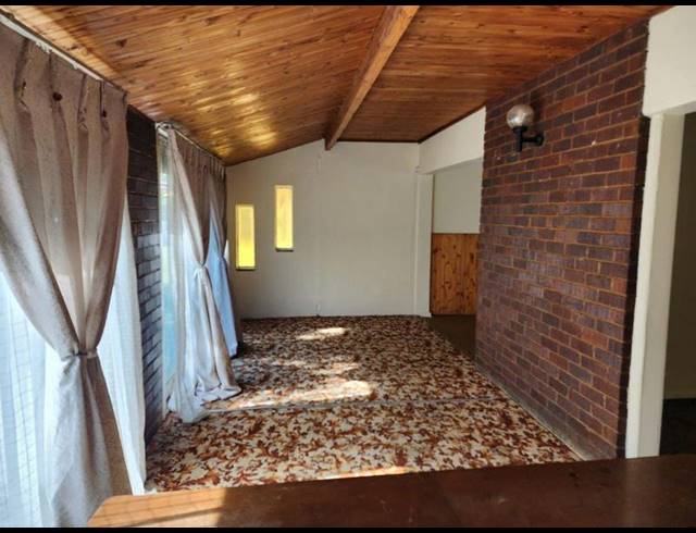 4 BEDROOM HOUSE FOR SALE IN SASOLBURG EXT 1